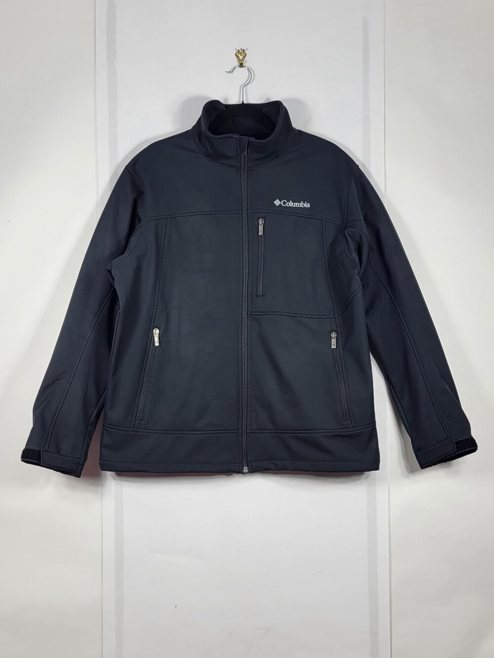 Columbia Men's Black Performance Softshell Jacket #860 Size L